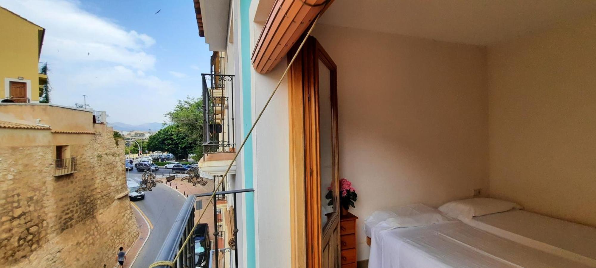 Mu, Apartamento Situada En La Muralla Del Casco Historico Villajoyosa Luaran gambar