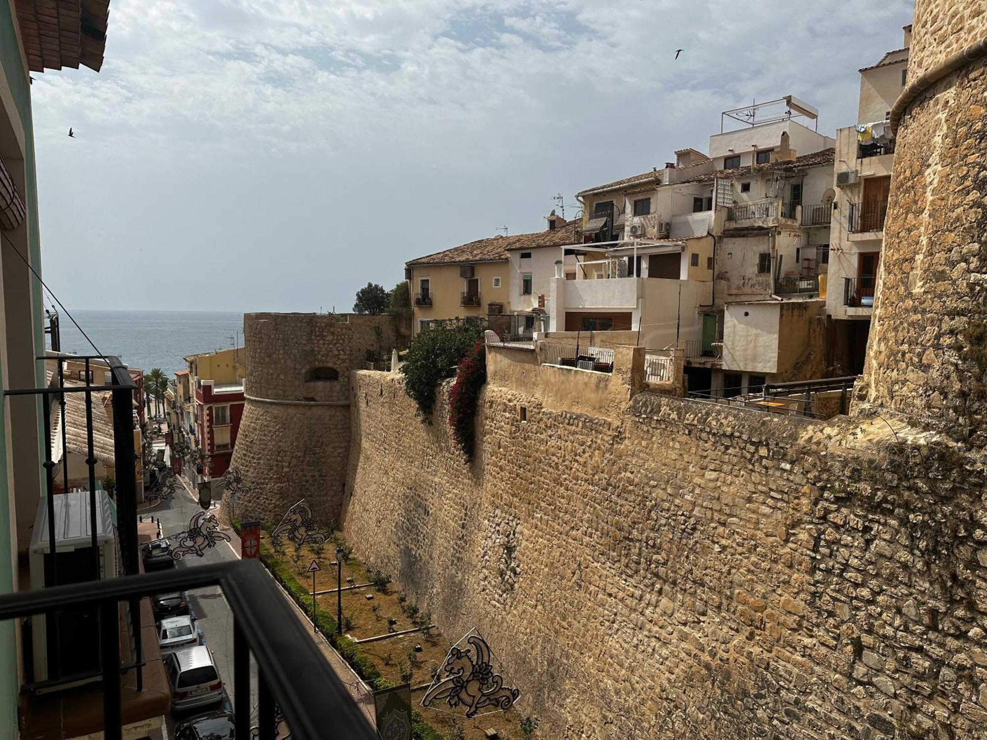 Mu, Apartamento Situada En La Muralla Del Casco Historico Villajoyosa Luaran gambar